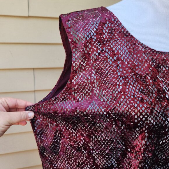 Graver Studio Plus Shell Blouse Burgundy Snakeskin Print Textured Dressy - Picture 5 of 12